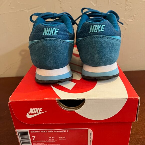 Women's Nike MD Runner 2 Green Abyss/GMM BL-Electric Green - Size 7 - Picture 2 of 7